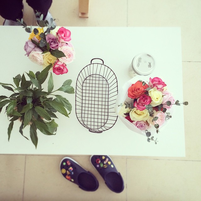 ?#회사#사무실#아침풍경#꽃#장미#스파트필름#꽃다발#크록스#crocs#아름답다#예쁘다#화사#colorful#rose#웹디자인에이전시#webDesignAgency#beautiful#flowers