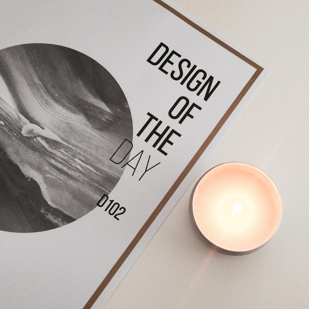 월요일 아침부터 #굿뉴스? #디자인어워드아시아 #design of the day #D102 선정☝️? 액자도착전 미리 스샷+